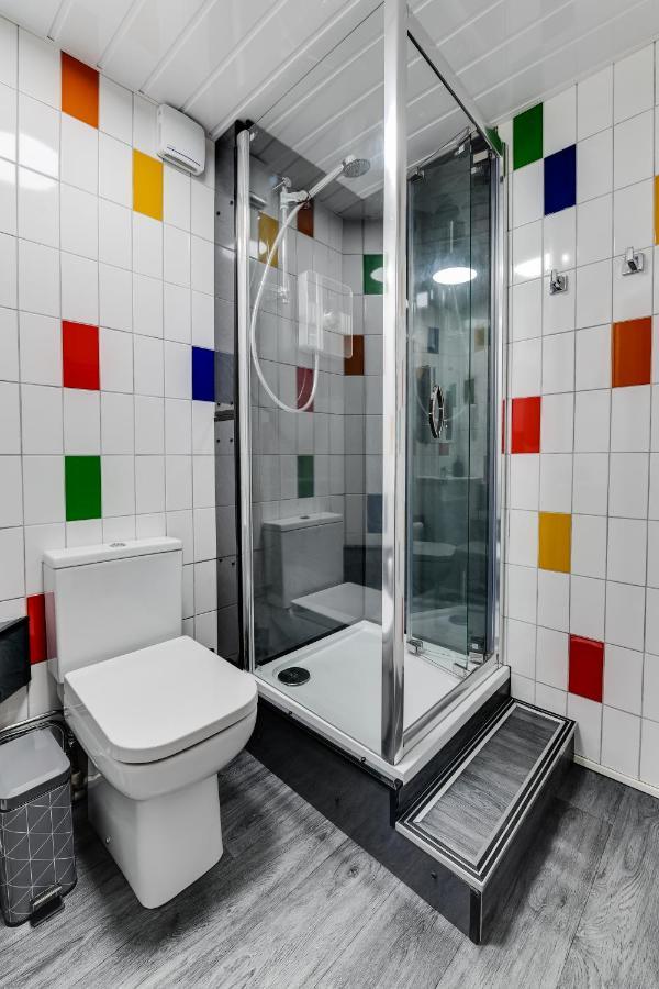 1 Bedroom Swinley Apartment L Free Parking L Wigan Royal Infirmary L Haigh Hall L Central Location Экстерьер фото